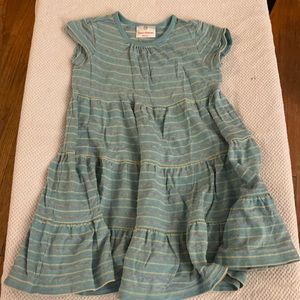 Hanna Andersson size 100 cm long tiered dress